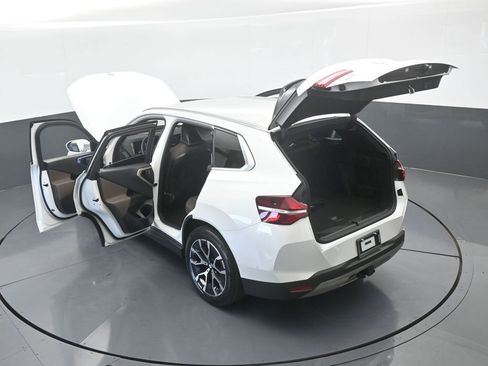 Used 2025 BMW X3 xDrive30i w/ M Sport Package image 71