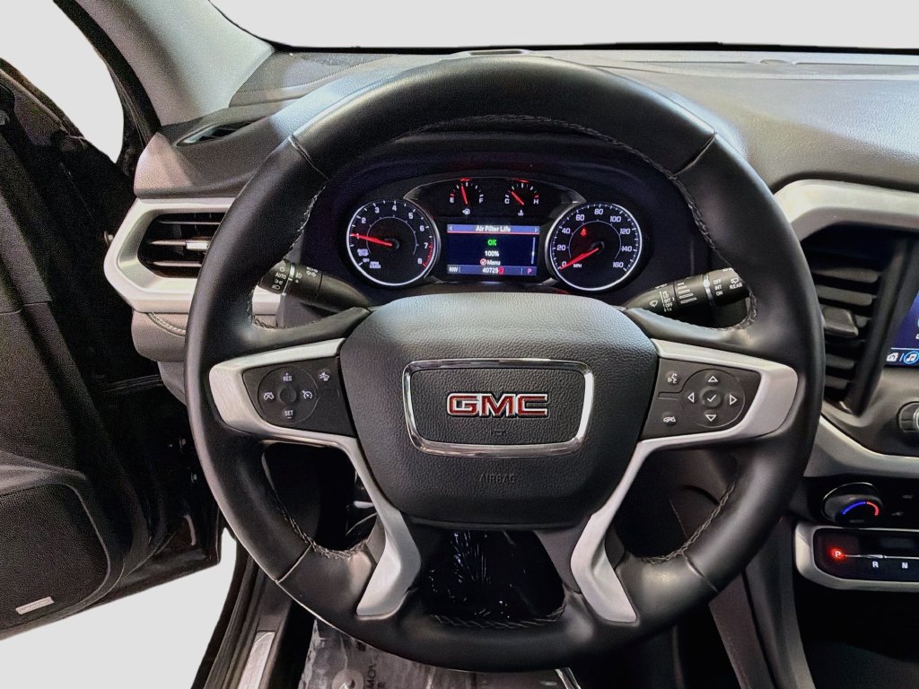 Used 2023 GMC Acadia SLT FWD image 13
