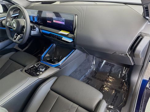 New 2025 BMW X3 xDrive30i w/ Premium Package image 30