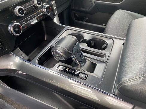 Certified 2022 Ford F150 XLT w/ Equipment Group 302A High image 30