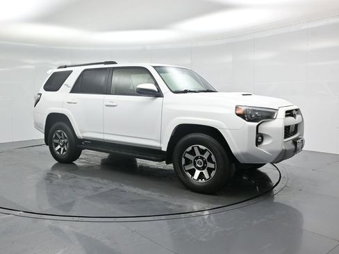 Used 2024 Toyota 4Runner TRD Off-Road image 24