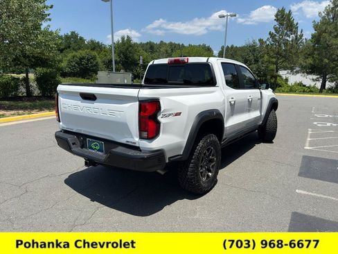 Used 2024 Chevrolet Colorado ZR2 w/ ZR2 Convenience Package III AWD/4WD image 7
