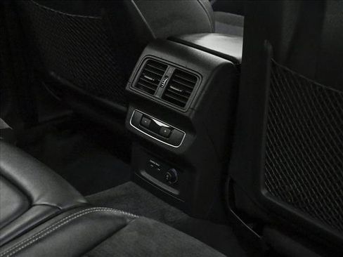 Used 2021 Audi SQ5 Premium Plus AWD/4WD image 18