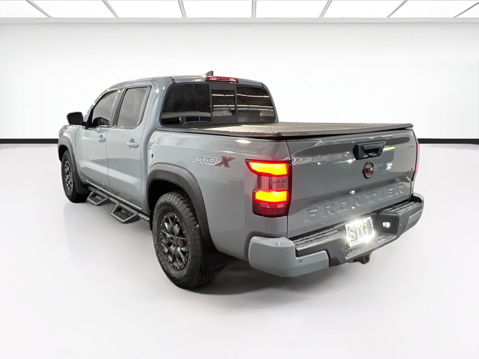 Used 2022 Nissan Frontier Pro-X w/ Pro-X Premium Package RWD image 6