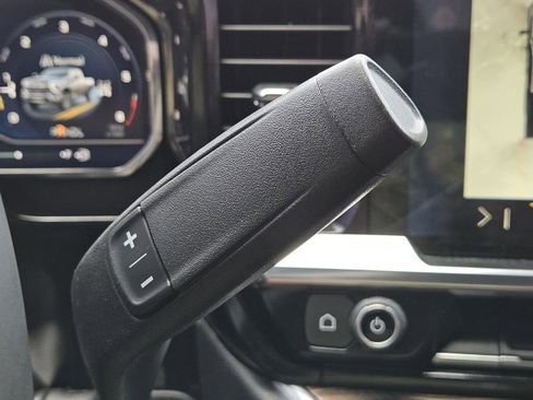 Used 2024 Chevrolet Silverado 2500 LT image 18