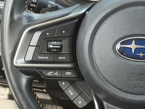 Used 2019 Subaru Crosstrek 2.0i Limited w/ Moonroof Package w/Navigation AWD/4WD image 12