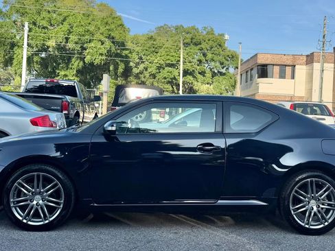Used 2011 Scion tC FWD image 4