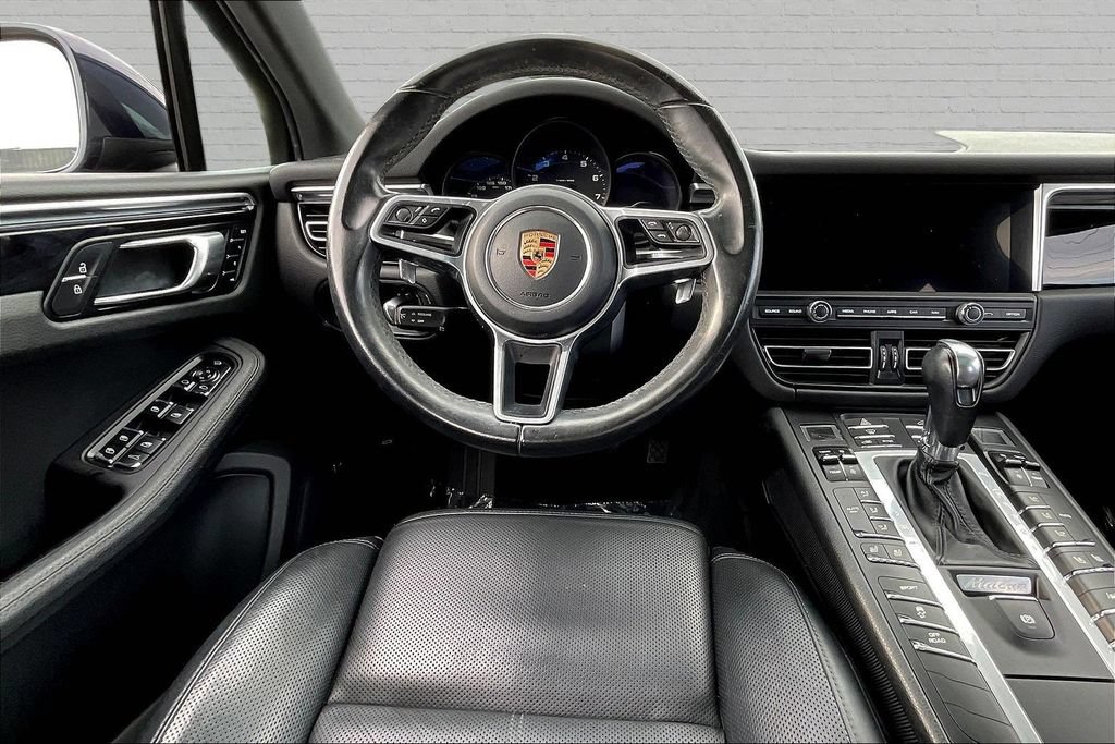 Used 2020 Porsche Macan AWD/4WD image 8