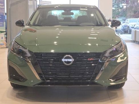 New 2025 Nissan Altima 2.5 SR w/ SR Premium Package image 19