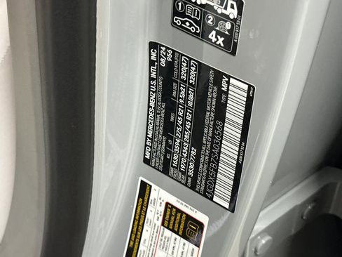 New 2025 Mercedes-Benz Maybach EQS 680 4MATIC image 19