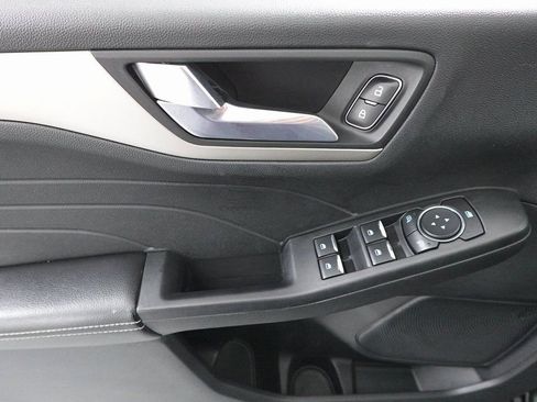 Certified 2021 Ford Escape SE w/ Cold Weather Package image 8