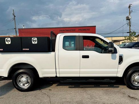 Used 2020 Ford F250 XL w/ Power Equipment Group RWD image 8