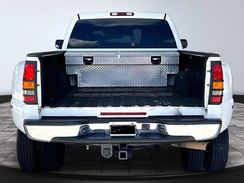 Used 2002 Chevrolet Silverado 3500 LT RWD image 5