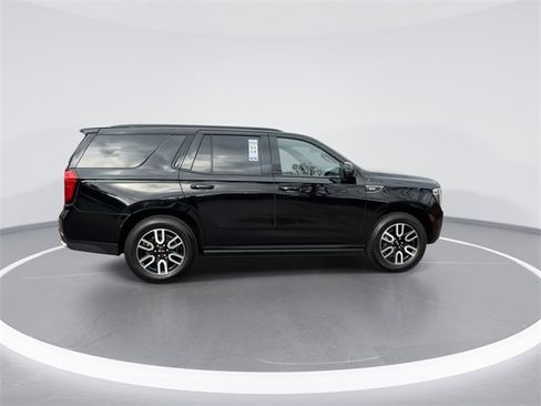 Used 2023 GMC Yukon AT4 w/ AT4 Premium Plus Package image 9