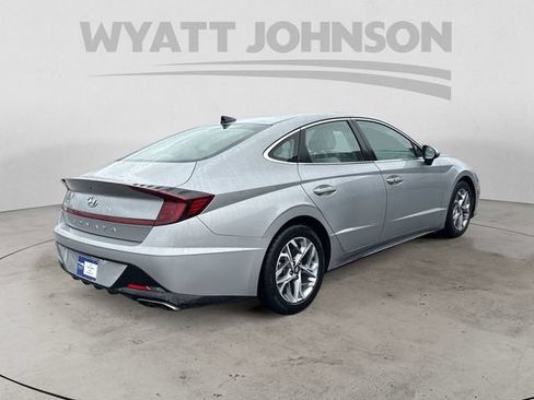 Used 2023 Hyundai Sonata SEL FWD image 5