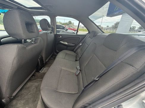 Used 2004 Nissan Sentra SE-R Spec V w/ Sunroof Pkg image 18