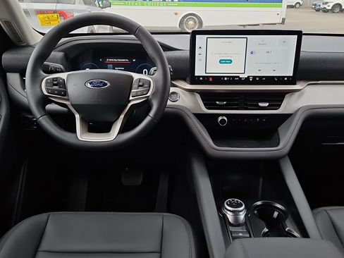 New 2026 Ford Explorer Active w/ Active Comfort Package image 20