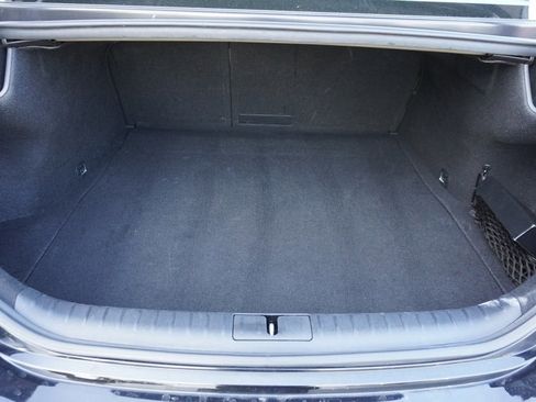 Used 2023 Genesis G70 2.0T image 27