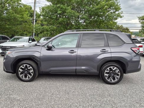 Used 2026 Subaru Forester Premium AWD/4WD image 9