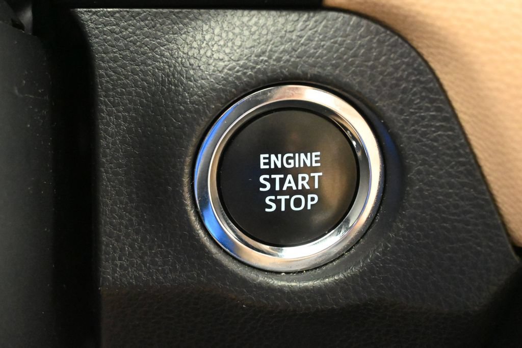 Used 2025 Toyota RAV4 XLE Premium FWD image 18