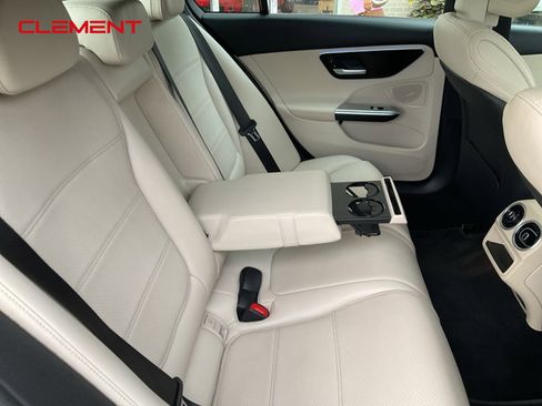Used 2023 Mercedes-Benz C 300 Sedan image 37