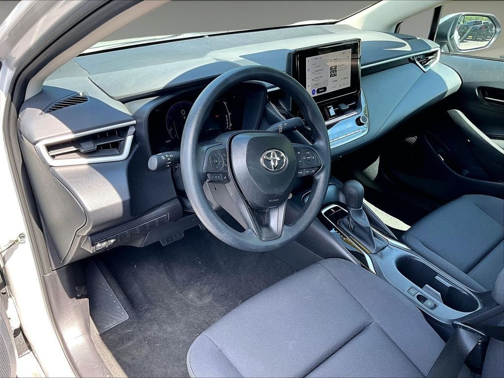 Used 2026 Toyota Corolla LE FWD image 8