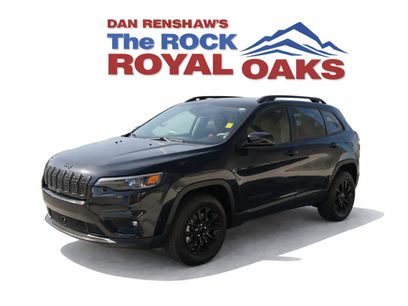 Used 2023 Jeep Cherokee Altitude Lux