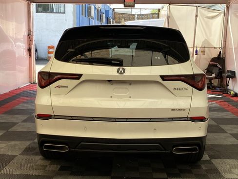 Used 2023 Acura MDX A-Spec AWD/4WD image 5