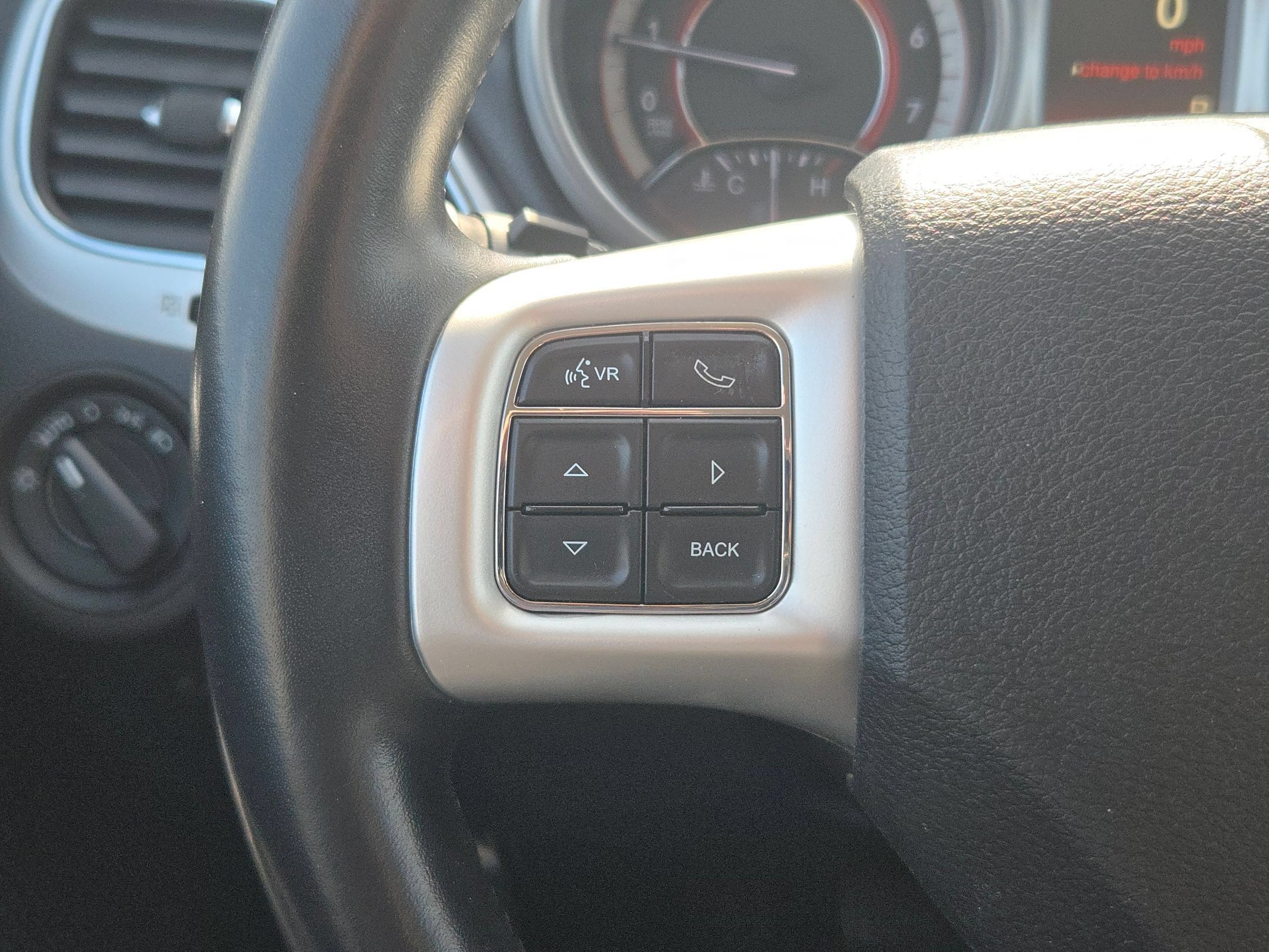 Used 2020 Dodge Journey SE w/ SE Popular Equipment Group FWD image 21