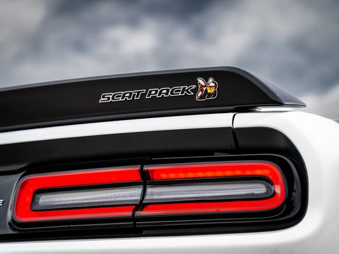 Used 2023 Dodge Challenger R/T Scat Pack RWD image 16