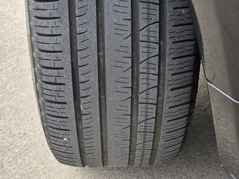 Used 2017 Land Rover Range Rover Sport SVR image 11