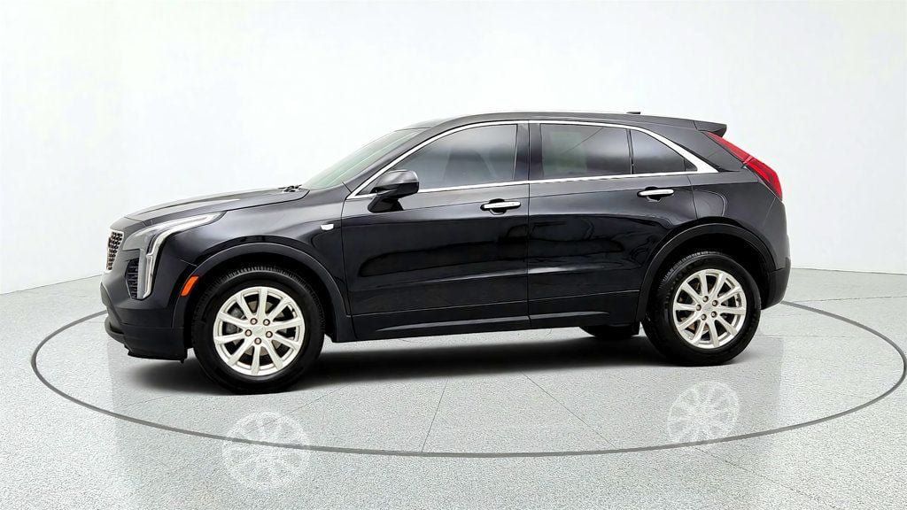 Used 2023 Cadillac XT4 Luxury w/ Driver Awareness Package FWD image 8