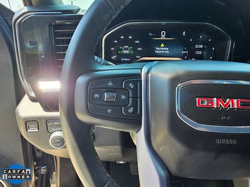 Used 2026 GMC Sierra 1500 SLT AWD/4WD image 18
