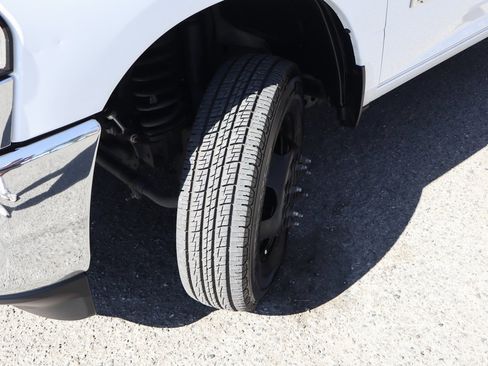 Used 2022 RAM 3500 Tradesman w/ Safety Group image 40