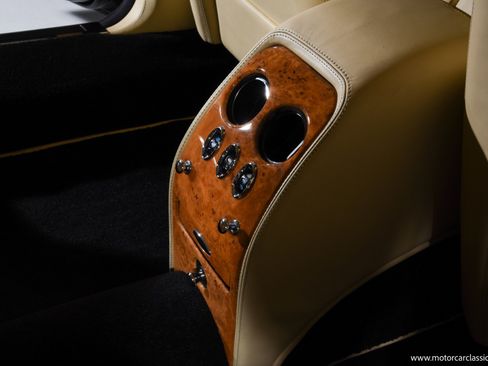 Used 2005 Bentley Arnage RL image 40