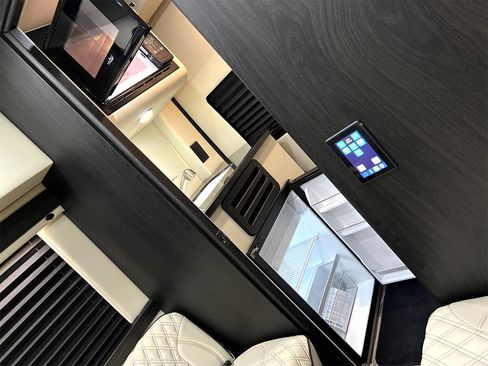 Used 2022 Mercedes-Benz Sprinter 3500 image 14