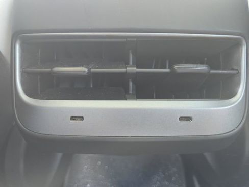 Used 2021 Tesla Model 3 Standard Range Plus image 26