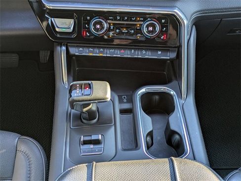 Used 2023 GMC Sierra 1500 Denali w/ Denali Reserve Package image 19