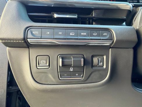 Used 2021 Cadillac Escalade Sport w/ Driver Assist Tech Package AWD/4WD image 30