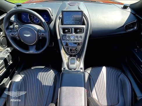 Used 2021 Aston Martin DB11 Volante RWD image 14