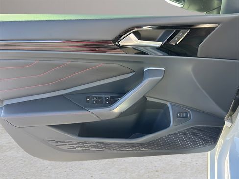 Used 2023 Volkswagen Jetta GLI Autobahn w/ GLI Black Package image 4