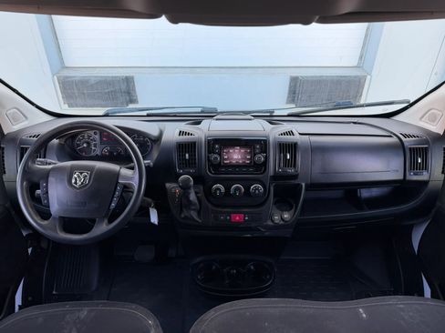 Used 2021 RAM ProMaster 2500 w/ Convenience Group image 14