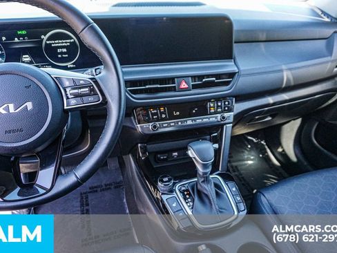 Used 2024 Kia Seltos EX image 32