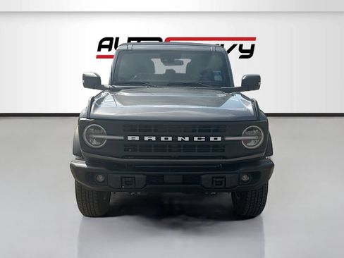 Used 2022 Ford Bronco Badlands w/ Sasquatch Package AWD/4WD image 2