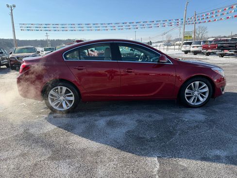 Used 2015 Buick Regal Premium w/ Experience Buick Package image 6