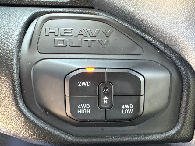 Used 2025 RAM 2500 Big Horn AWD/4WD image 30