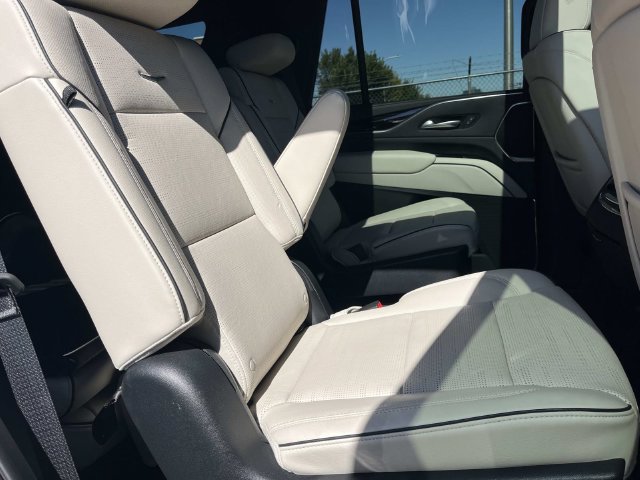 Used 2023 Cadillac Escalade Sport w/ Touring Package AWD/4WD image 27