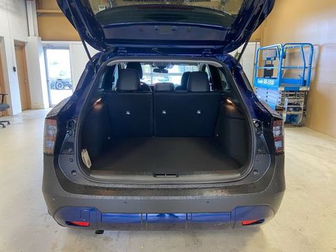 New 2026 Nissan Kicks SR w/ Cold Weather Package AWD/4WD image 17