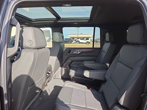 New 2026 GMC Yukon XL Denali w/ Sun & Power Step Package image 8