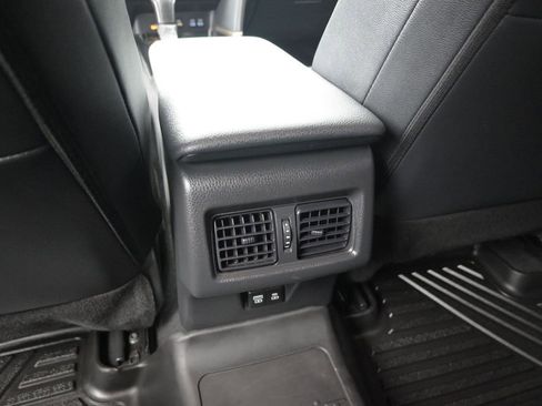 Used 2025 Toyota Camry SE FWD image 20